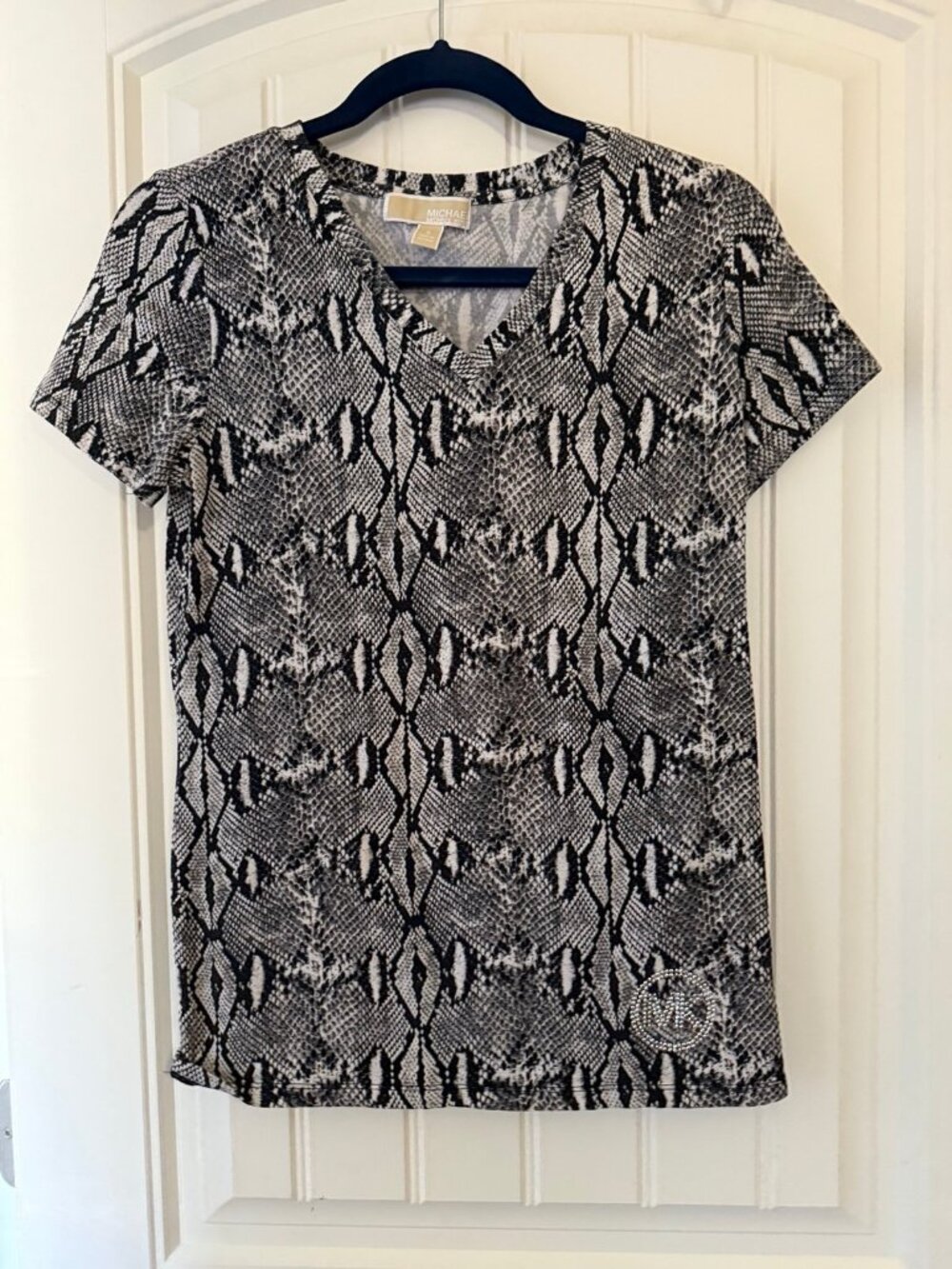 Michael Kors women’s small v-neck shirt